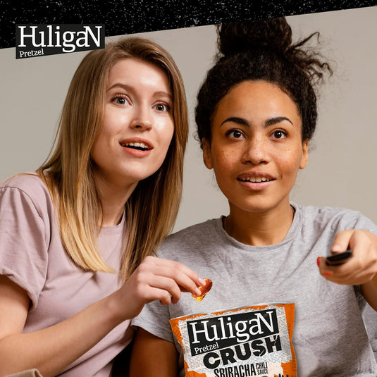 Huligan Pretzels Crush Sriracha Sauce 65G - Baked Pretzel Thins Savoury Snacks Bulk Healthy Vegetarian Snack Box